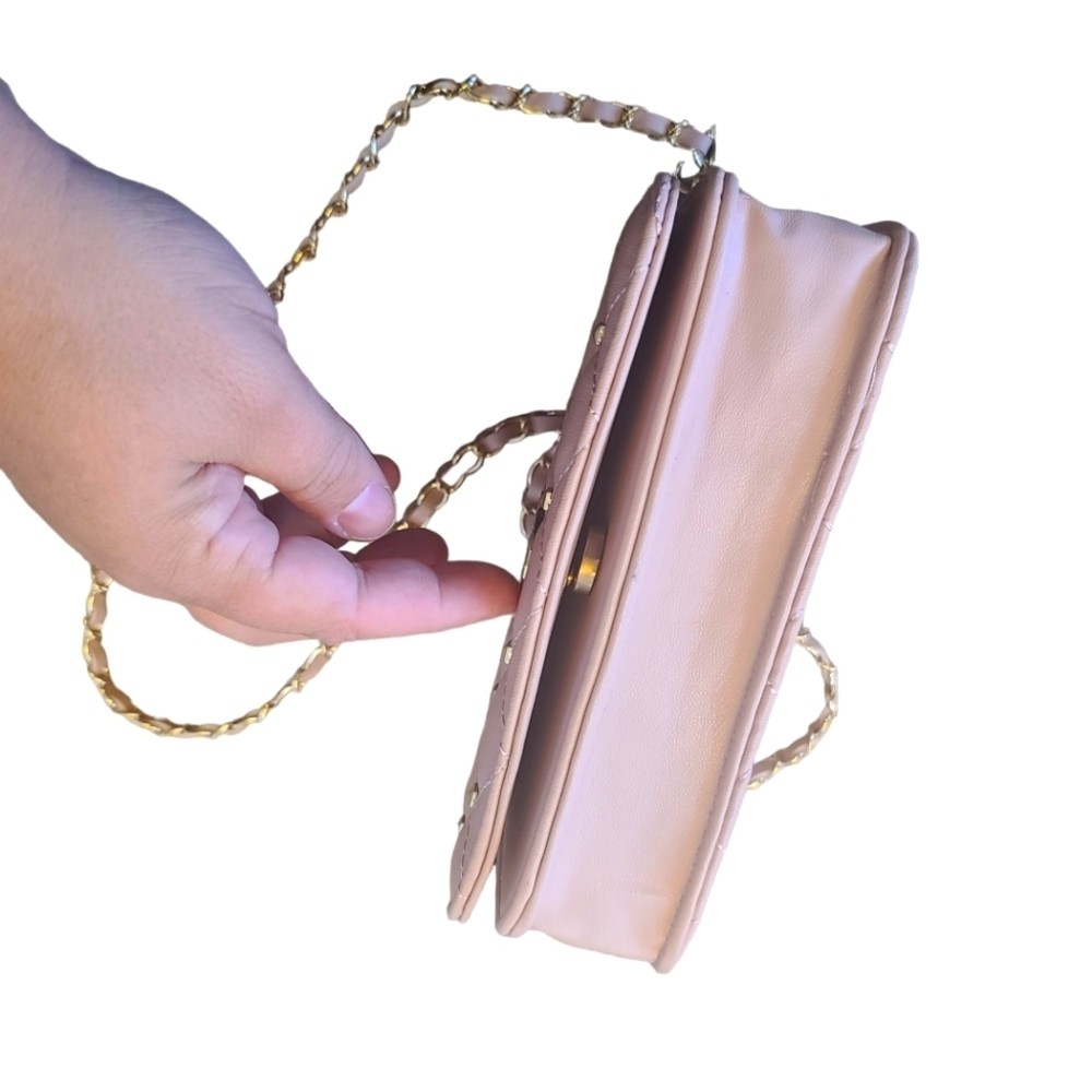 Badgley Mischka Diamond Quilted Blush Crossbody Bag Women's NWT - Picture 10 of 10